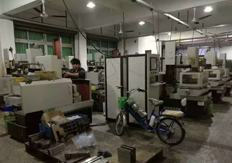 大鐵生產(chǎn)了首臺采用光學(xué)傳感器是線切割機(jī)床