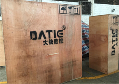 俄羅斯（圣彼得堡）線切割實地客戶
